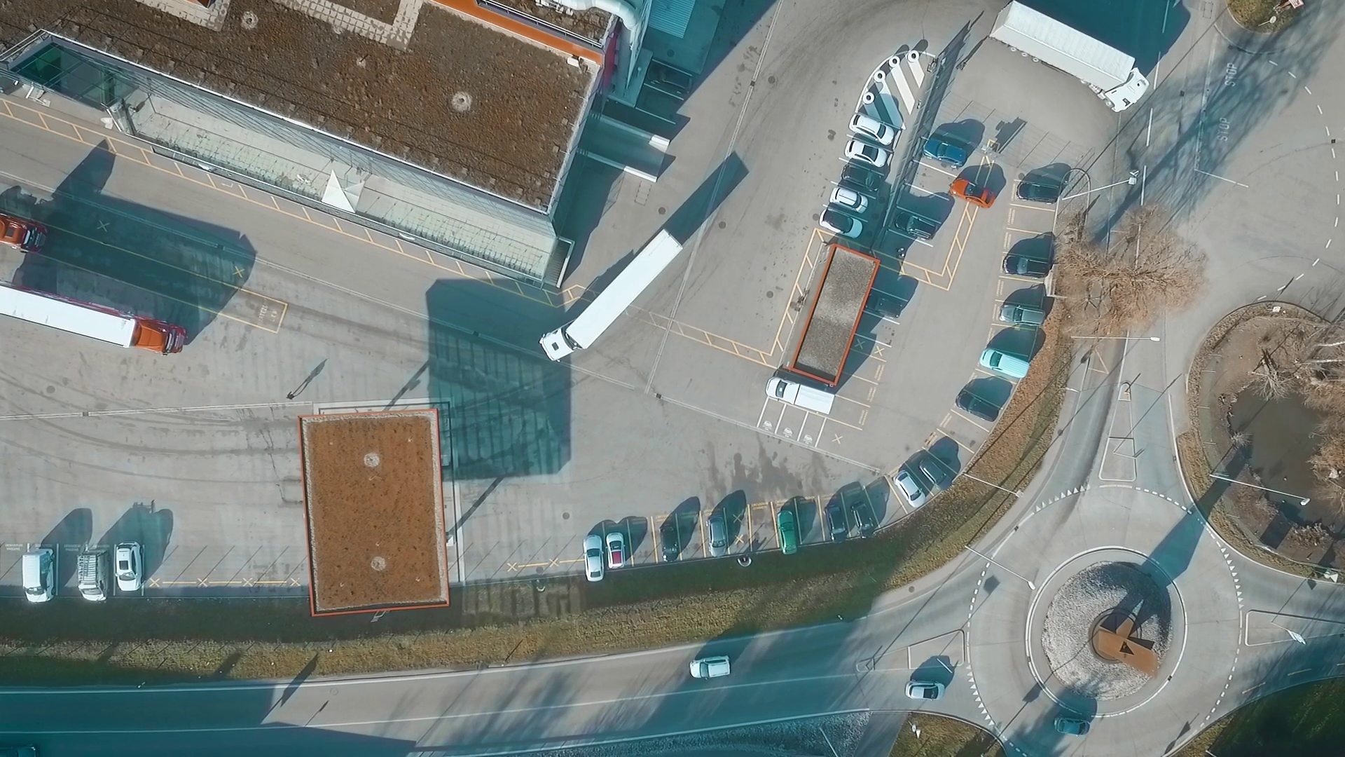 Vogelperspektive Drohne Luftaufnahme Unternehmensvideo Schöni