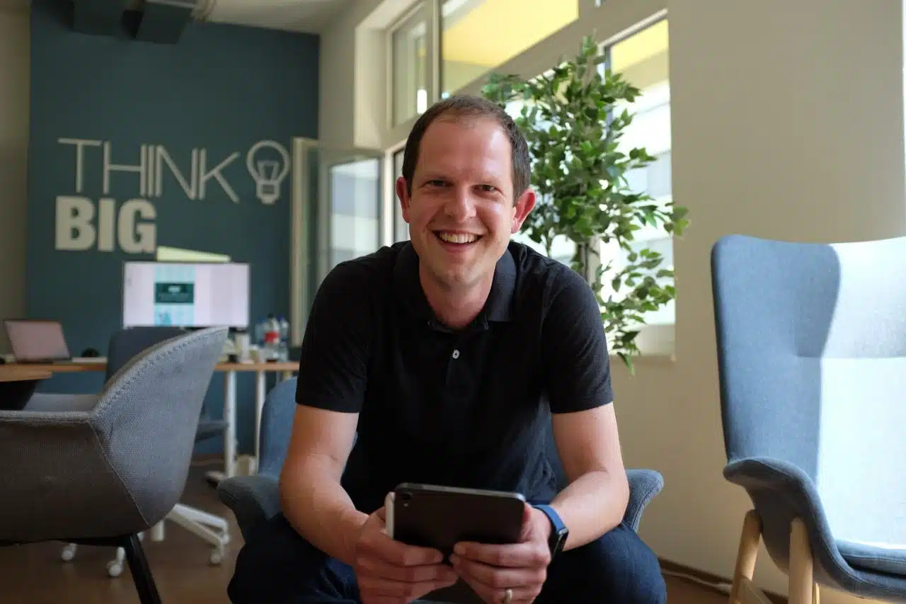 Web Partner von Greenlight Michael in Zusammenarbeit mit Greenlight soziale Videoproduktion Basel Schweiz
